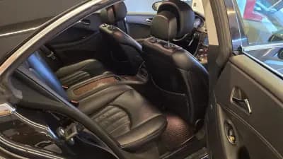 Sell Mercedes-Benz CLS 320 2007 - 12500 EUR, 452570 km - AUTO.MOTO.pt