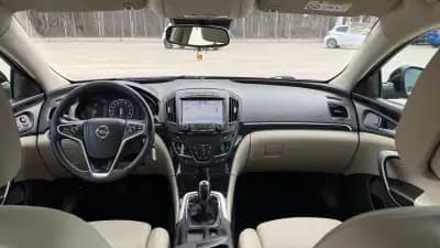 Vendo Opel Insignia 2016 - 13500 EUR, 164000 km - AUTO.MOTO.pt
