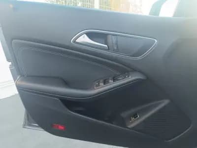 Vendo Mercedes-Benz CLA 200 2013 - 16900 EUR, 165407 km - AUTO.MOTO.pt