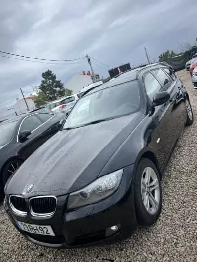 Vendo BMW 318 2011 - 8450 EUR, 246000 km - AUTO.MOTO.pt