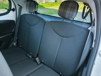 Vendo Peugeot 108 2018 - 9999 EUR, 180453 km - AUTO.MOTO.pt