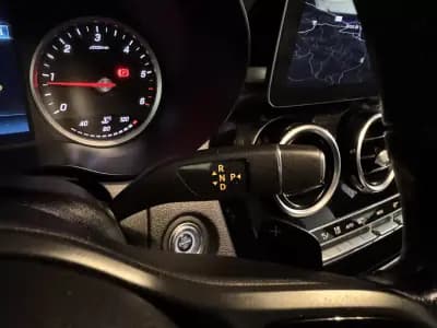 Vendo Mercedes-Benz C 180 2019 - 21900 EUR, 145879 km - AUTO.MOTO.pt