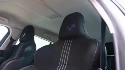 Sell Renault Mégane Sport Tourer 2019 - 16300 EUR, 123000 km - AUTO.MOTO.pt