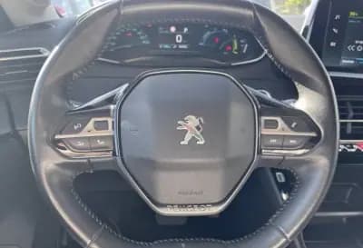 Vendo Peugeot e-208 2021 - 14500 EUR, 45000 km - AUTO.MOTO.pt