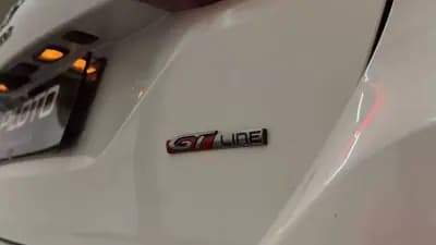 Vendo Peugeot 308 SW 2017 - 13990 EUR, 170902 km - AUTO.MOTO.pt