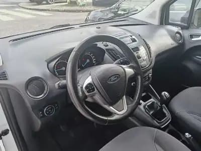 Sell Ford Transit Courier 2020 - 10990 EUR, 129167 km - AUTO.MOTO.pt