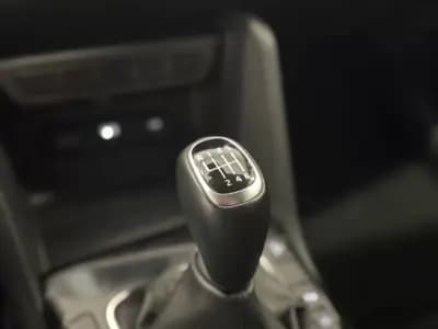 Vendo Kia Sportage 2022 - 23990 EUR, 38151 km - AUTO.MOTO.pt