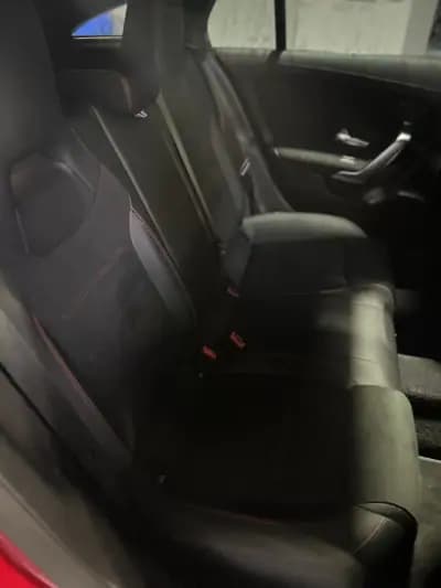 Vendo Mercedes-Benz CLA 200 2020 - 35500 EUR, 41690 km - AUTO.MOTO.pt