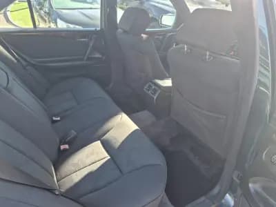 Sell Mercedes-Benz E 220 1997 - 3900 EUR, 500000 km - AUTO.MOTO.pt