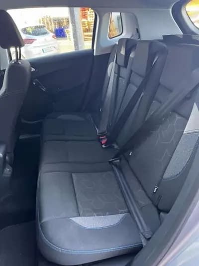 Vendo Peugeot 2008 2019 - 13900 EUR, 39416 km - AUTO.MOTO.pt