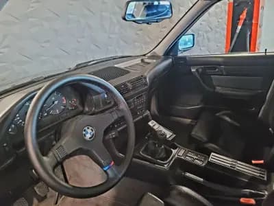 Vendo BMW M5 1989 - 30990 EUR, 203604 km - AUTO.MOTO.pt