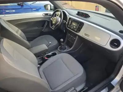 Sell Volkswagen New Beetle 2012 - 13500 EUR, 170000 km - AUTO.MOTO.pt