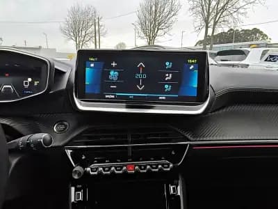 Sell Peugeot e-208 2020 - 17900 EUR, 72078 km - AUTO.MOTO.pt