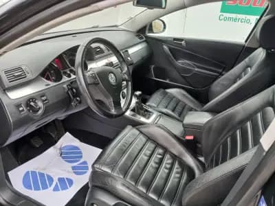 Vendo Volkswagen Passat 2006 - 8350 EUR, 138534 km - AUTO.MOTO.pt