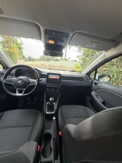 Sell Renault Clio 2020 - 14900 EUR, 51155 km - AUTO.MOTO.pt