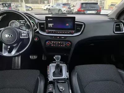 Vendo Kia XCeed 2021 - 17950 EUR, 118000 km - AUTO.MOTO.pt