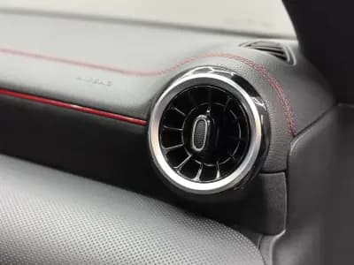 Sell Mercedes-Benz CLA 250 2021 - 31900 EUR, 49900 km - AUTO.MOTO.pt