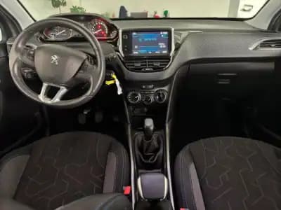 Sell Peugeot 2008 2018 - 13900 EUR, 92880 km - AUTO.MOTO.pt
