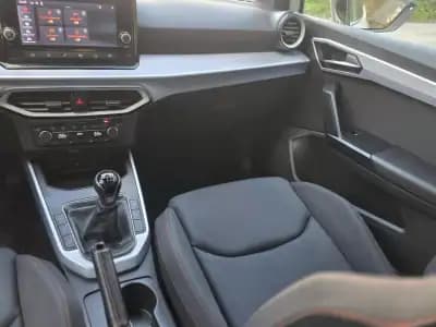 Sell SEAT Arona 2023 - 17750 EUR, 55000 km - AUTO.MOTO.pt