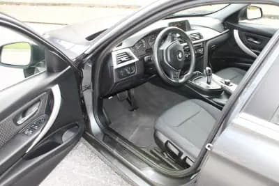 Sell BMW 318 2016 - 16900 EUR, 157000 km - AUTO.MOTO.pt