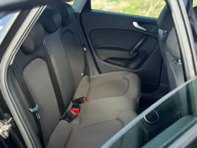 Sell Audi A1 Sportback 2014 - 11500 EUR, 152000 km - AUTO.MOTO.pt