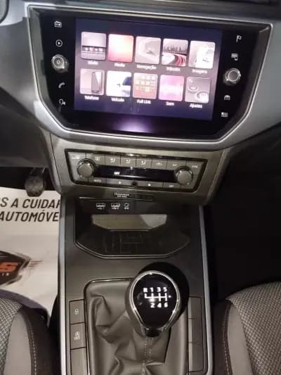 Sell SEAT Arona 2019 - 16250 EUR, 56566 km - AUTO.MOTO.pt