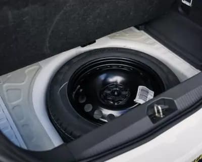 Vendo Opel Corsa 2014 - 8990 EUR, 139000 km - AUTO.MOTO.pt