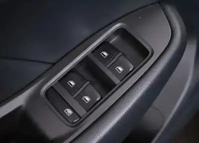 Vendo MG ZS 2020 - 16450 EUR, 65100 km - AUTO.MOTO.pt