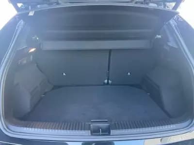 Vendo Renault Austral 2023 - 31000 EUR, 11000 km - AUTO.MOTO.pt