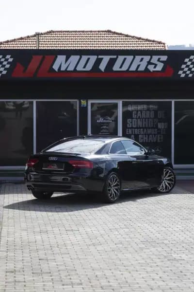 Vendo Audi A5 2012 - 18900 EUR, 209124 km - AUTO.MOTO.pt