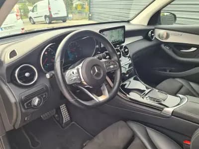 Vendo Mercedes-Benz GLC 300 2021 - 45790 EUR, 94629 km - AUTO.MOTO.pt