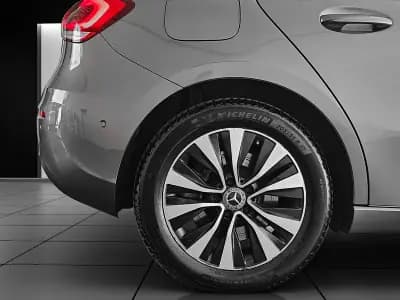 Vendo Mercedes-Benz A 250e 2021 - 26450 EUR, 94000 km - AUTO.MOTO.pt