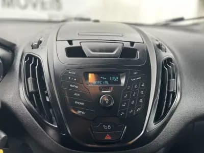 Vendo Ford Transit Courier 2022 - 15000 EUR, 51442 km - AUTO.MOTO.pt