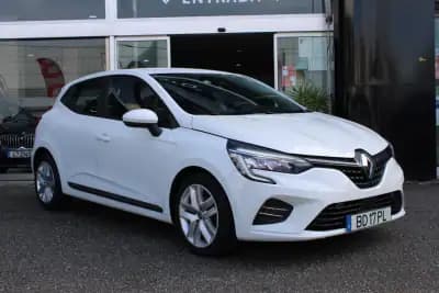 Vendo Renault Clio 2023 - 15900 EUR, 53000 km - AUTO.MOTO.pt