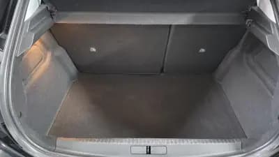 Vendo Opel Corsa-e 2022 - 17990 EUR, 42000 km - AUTO.MOTO.pt