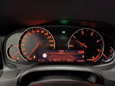 Vendo BMW 320 2020 - 32950 EUR, 189175 km - AUTO.MOTO.pt