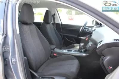 Sell Peugeot 308 2019 - 13250 EUR, 174000 km - AUTO.MOTO.pt