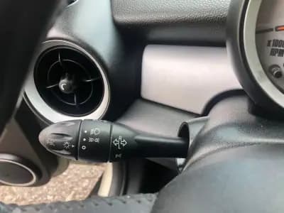 Vendo MINI 2008 - 7999 EUR, 300000 km - AUTO.MOTO.pt