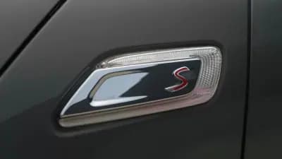 Vendo MINI Clubman 2018 - 24999 EUR, 131000 km - AUTO.MOTO.pt