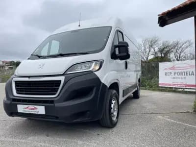 Vendo Peugeot Boxer 2.0BlueHDi L2H2 Premium 2019 - 18990 EUR, 232250 km - AUTO.MOTO.pt