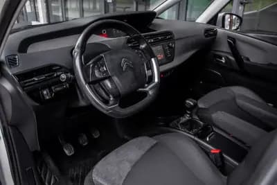 Vendo Citroën Grand C4 Spacetourer 2018 - 10990 EUR, 367153 km - AUTO.MOTO.pt