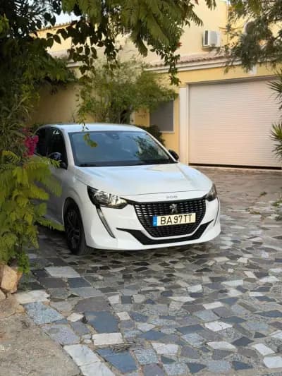 Sell Peugeot 208 2023 - 15900 EUR, 42978 km - AUTO.MOTO.pt