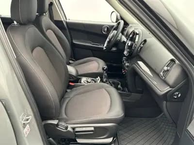 Sell MINI Countryman 2020 - 19450 EUR, 140364 km - AUTO.MOTO.pt