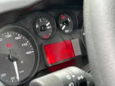 Sell Iveco Daily 2018 - 39990 EUR, 53596 km - AUTO.MOTO.pt