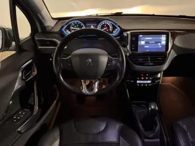 Sell Peugeot 2008 2015 - 10750 EUR, 70045 km - AUTO.MOTO.pt