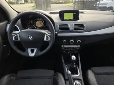 Vendo Renault Mégane Coupe 2011 - 8990 EUR, 234000 km - AUTO.MOTO.pt