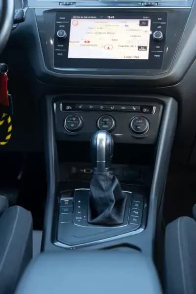 Sell Volkswagen Tiguan Allspace 2018 - 29890 EUR, 105000 km - AUTO.MOTO.pt