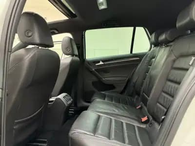 Vendo Volkswagen Golf 2013 - 19890 EUR, 186000 km - AUTO.MOTO.pt