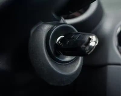 Vendo Opel Corsa 2014 - 8990 EUR, 139000 km - AUTO.MOTO.pt