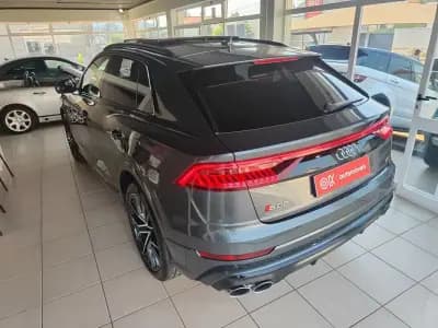 Vendo Audi SQ8 2020 - 81500 EUR, 141000 km - AUTO.MOTO.pt
